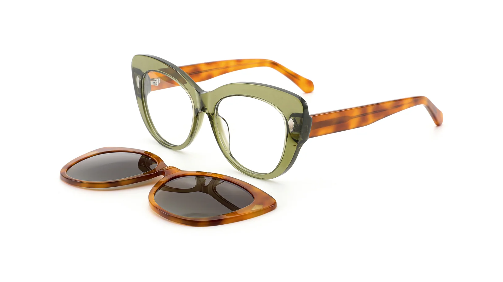 Olive / Amber — 45° view