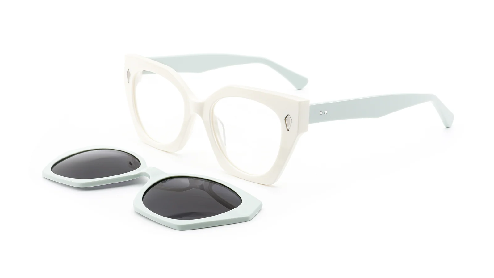 Crystal Mint — 45° view