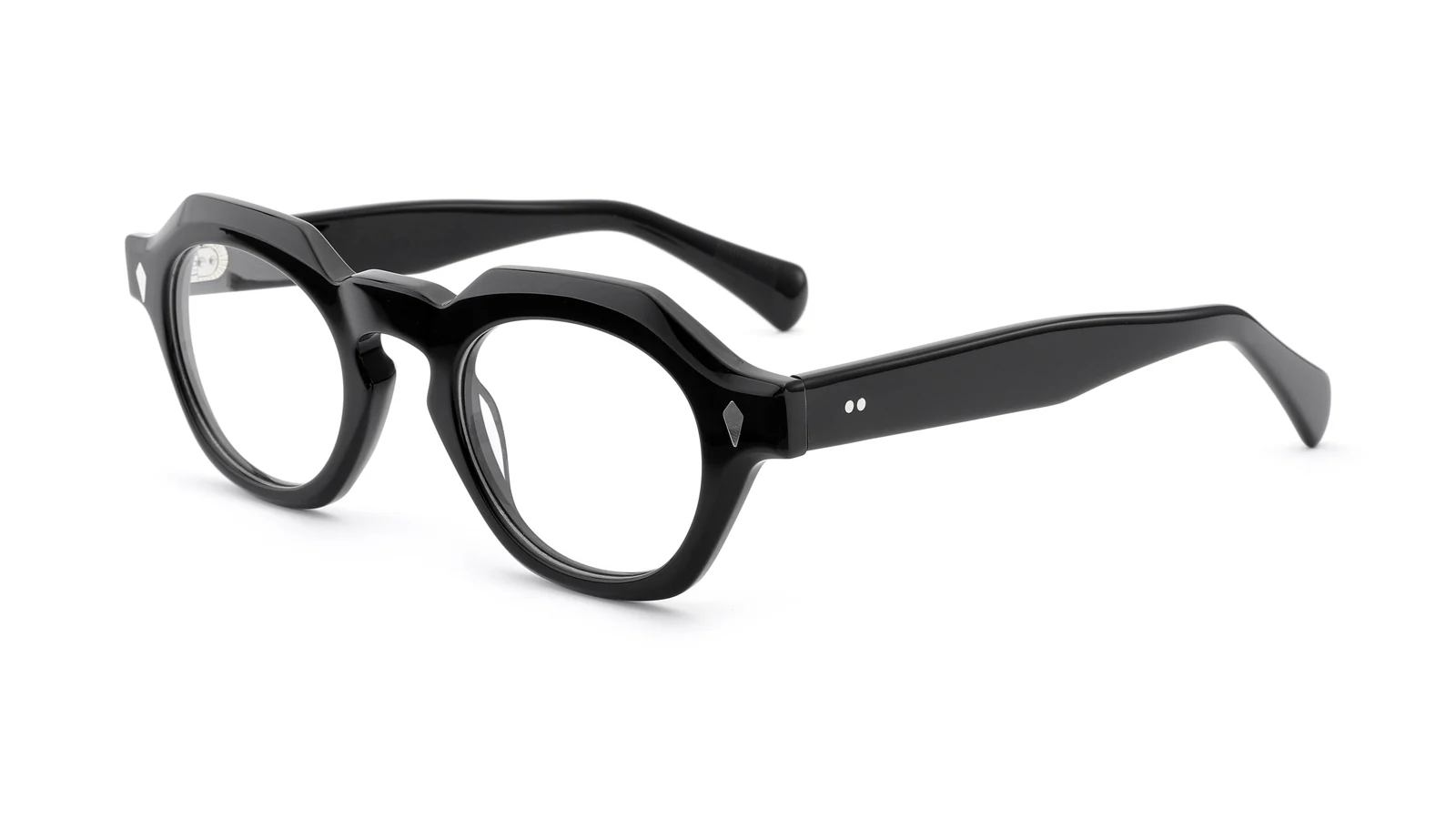 Black — 45° view