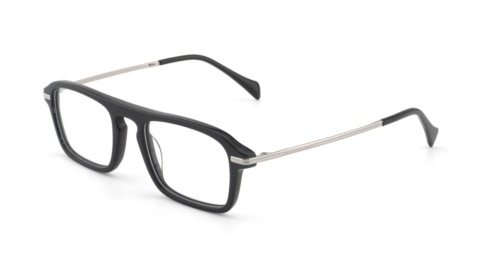 Black / Silver — 45° view
