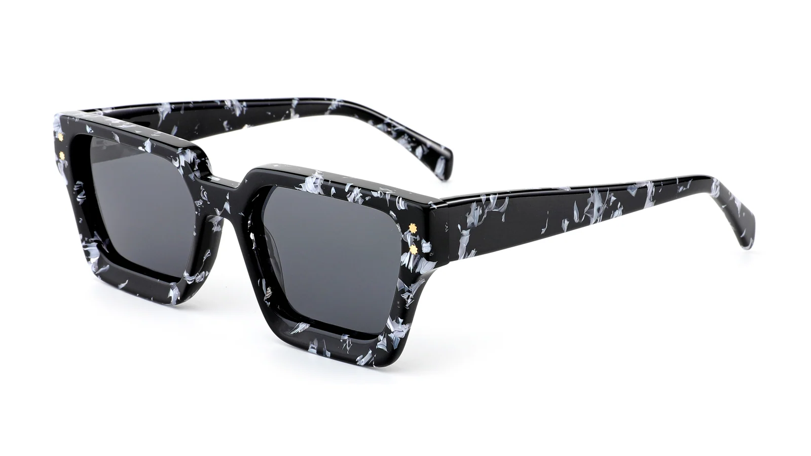 SRA6610 Sonnenbrille 45-Grad-Produktansicht