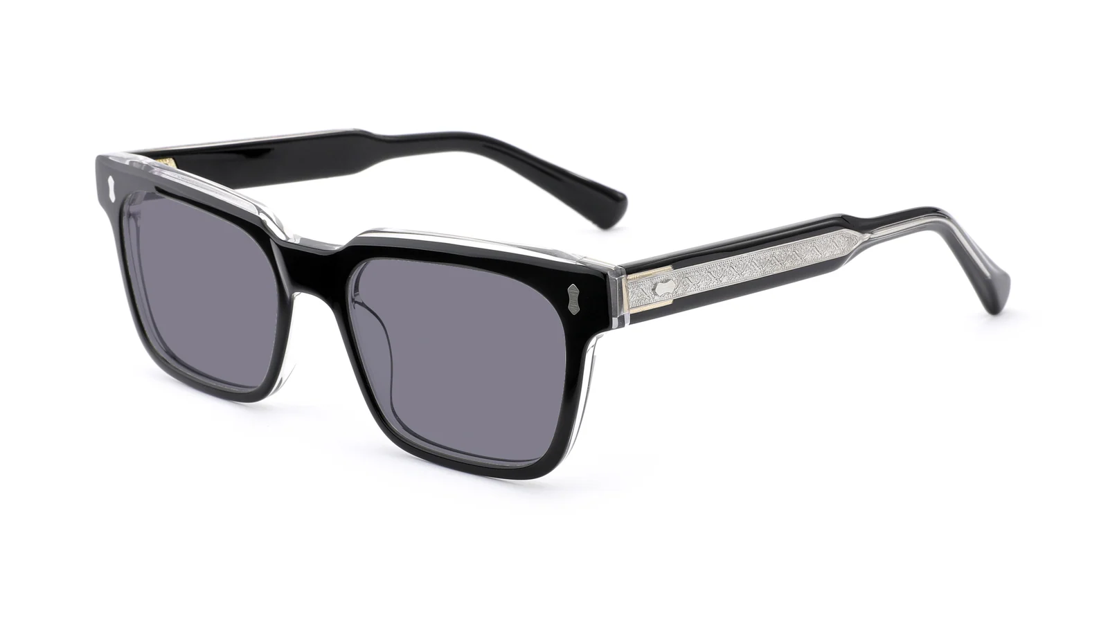 Black / Silver — 45° view