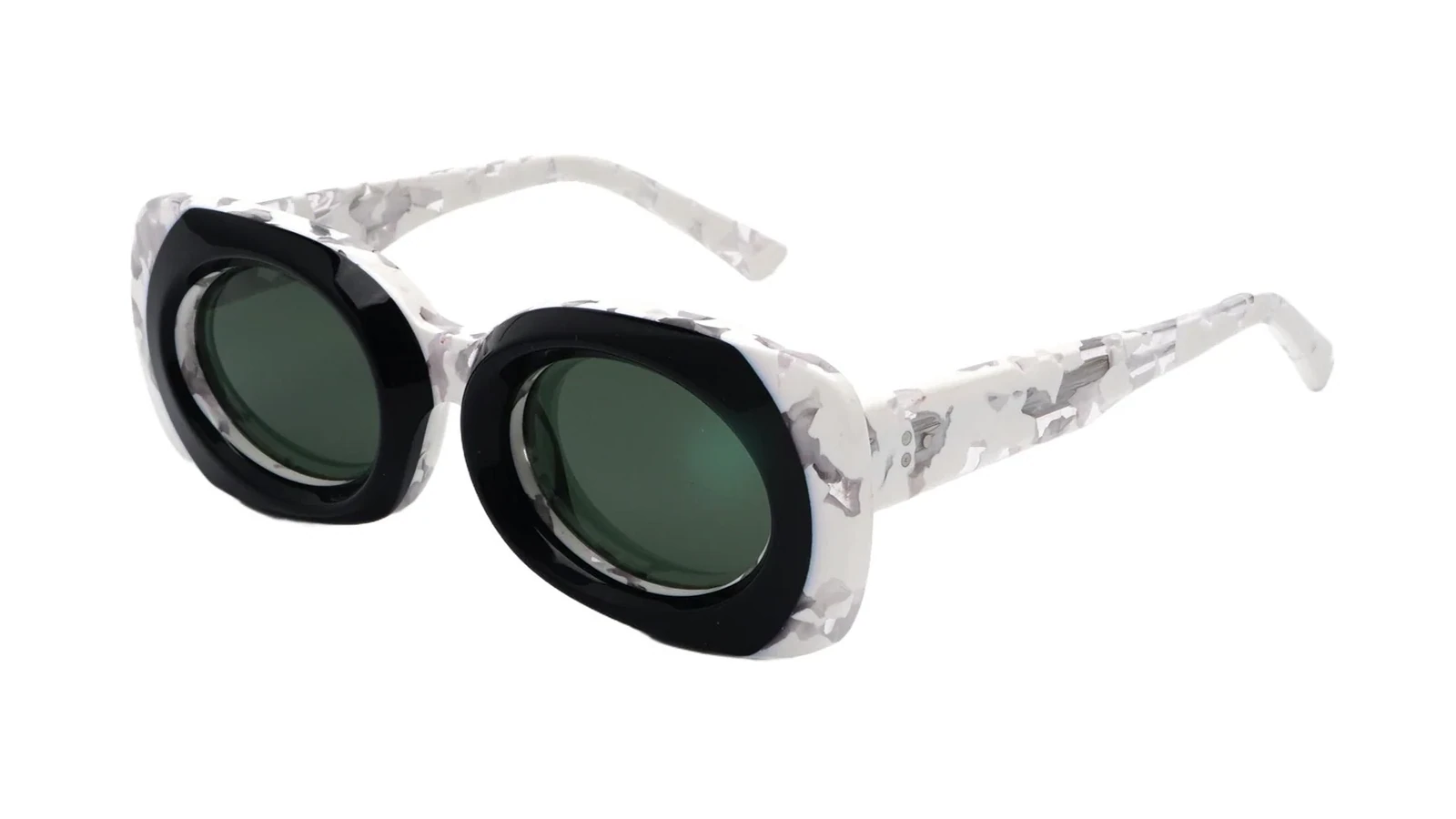 Schwarz / Transparent — 45°-Ansicht