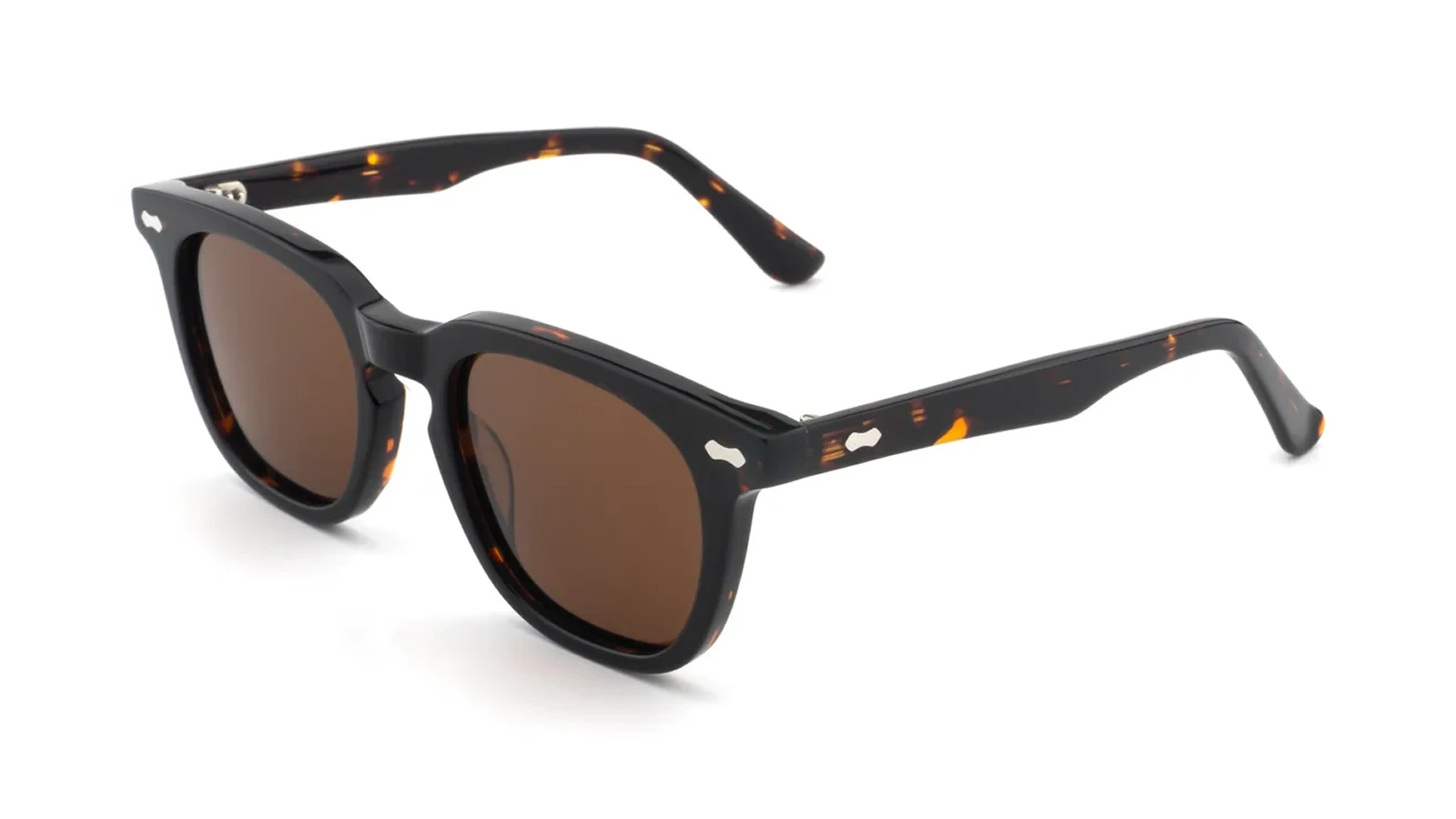 Tortoise / Brown — 45° view