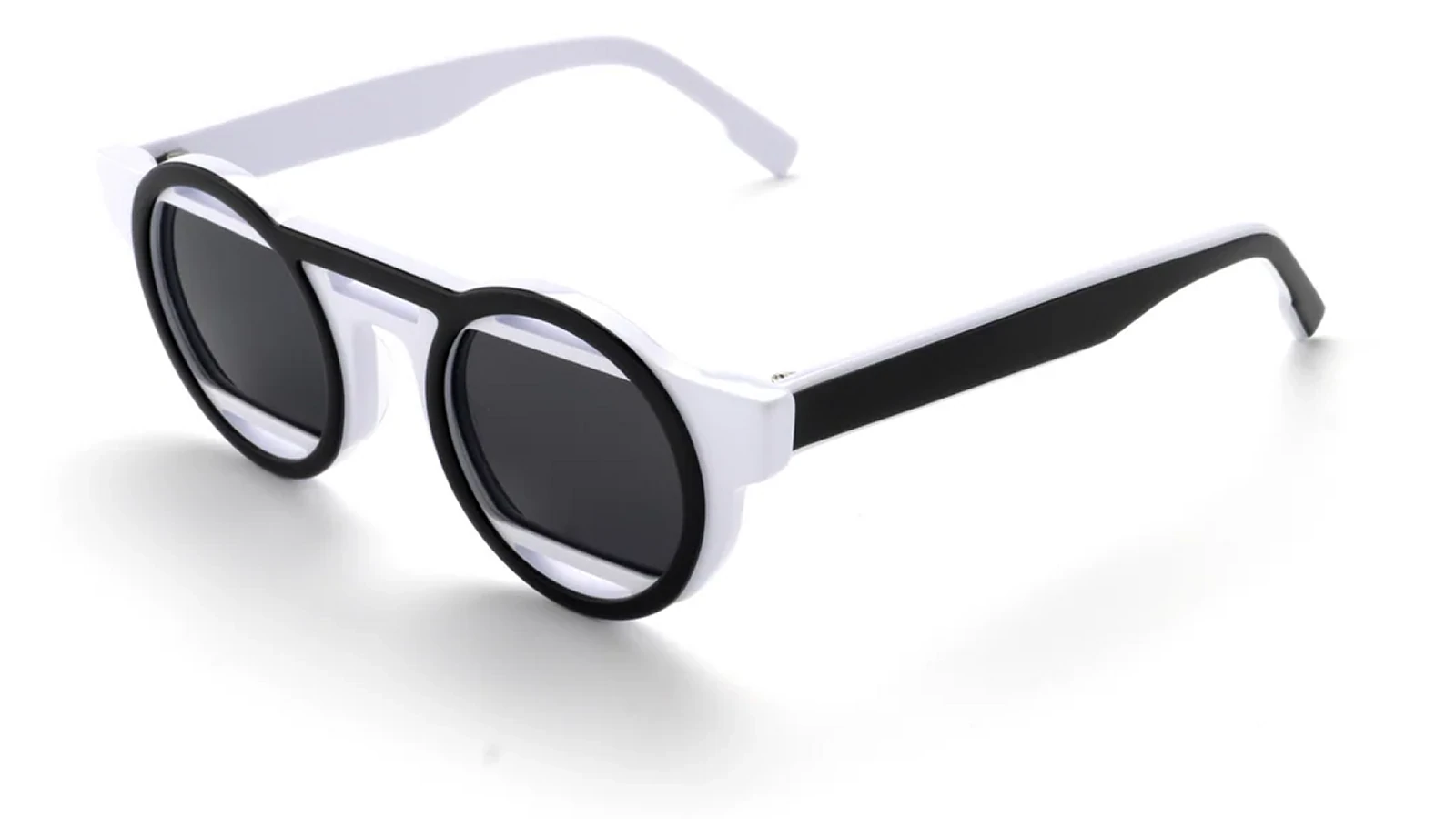 SW23065S Sonnenbrille 45-Grad-Produktansicht